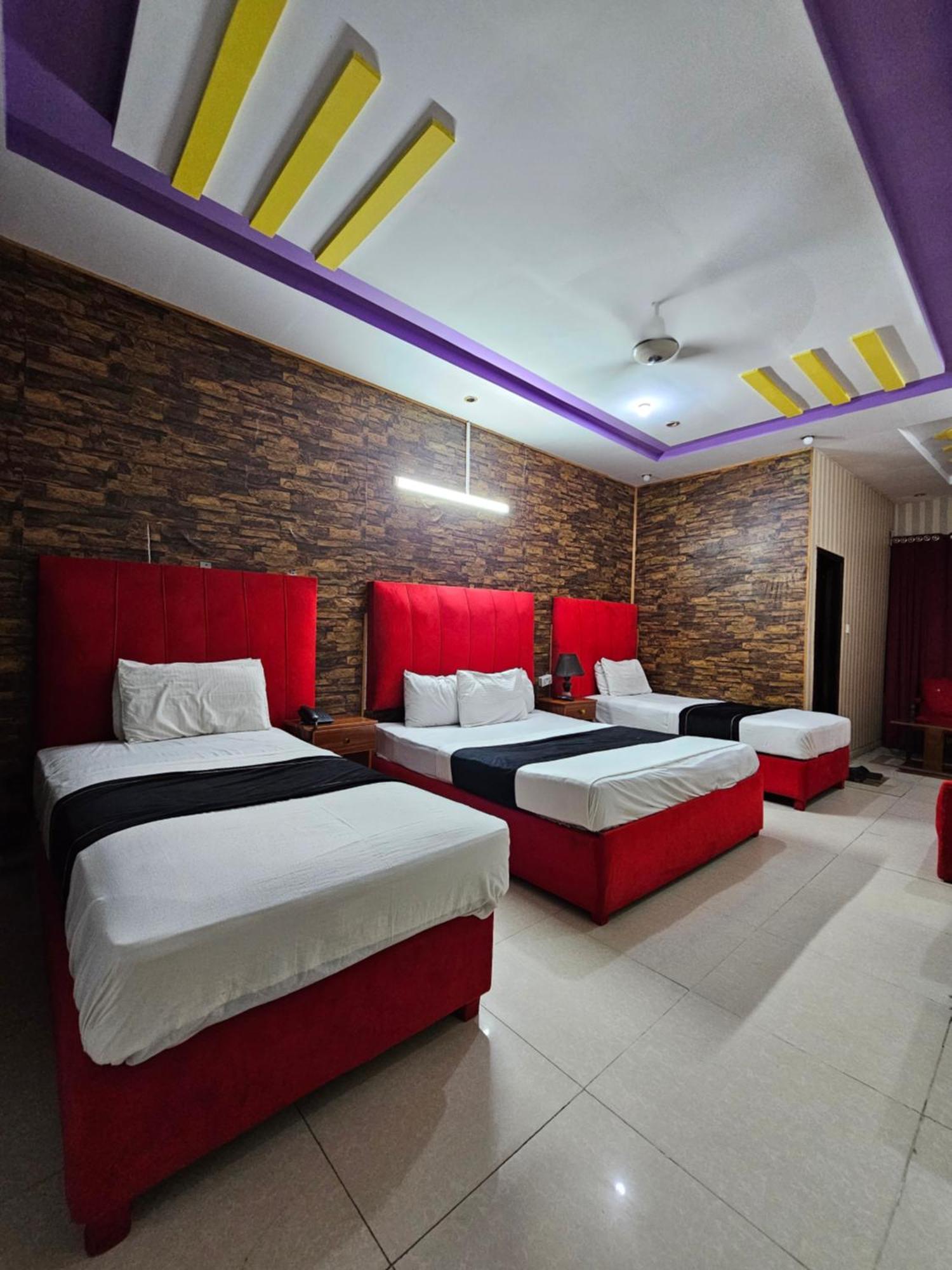 Hotel Tulip Inn, Gulberg Lahore Kamer foto