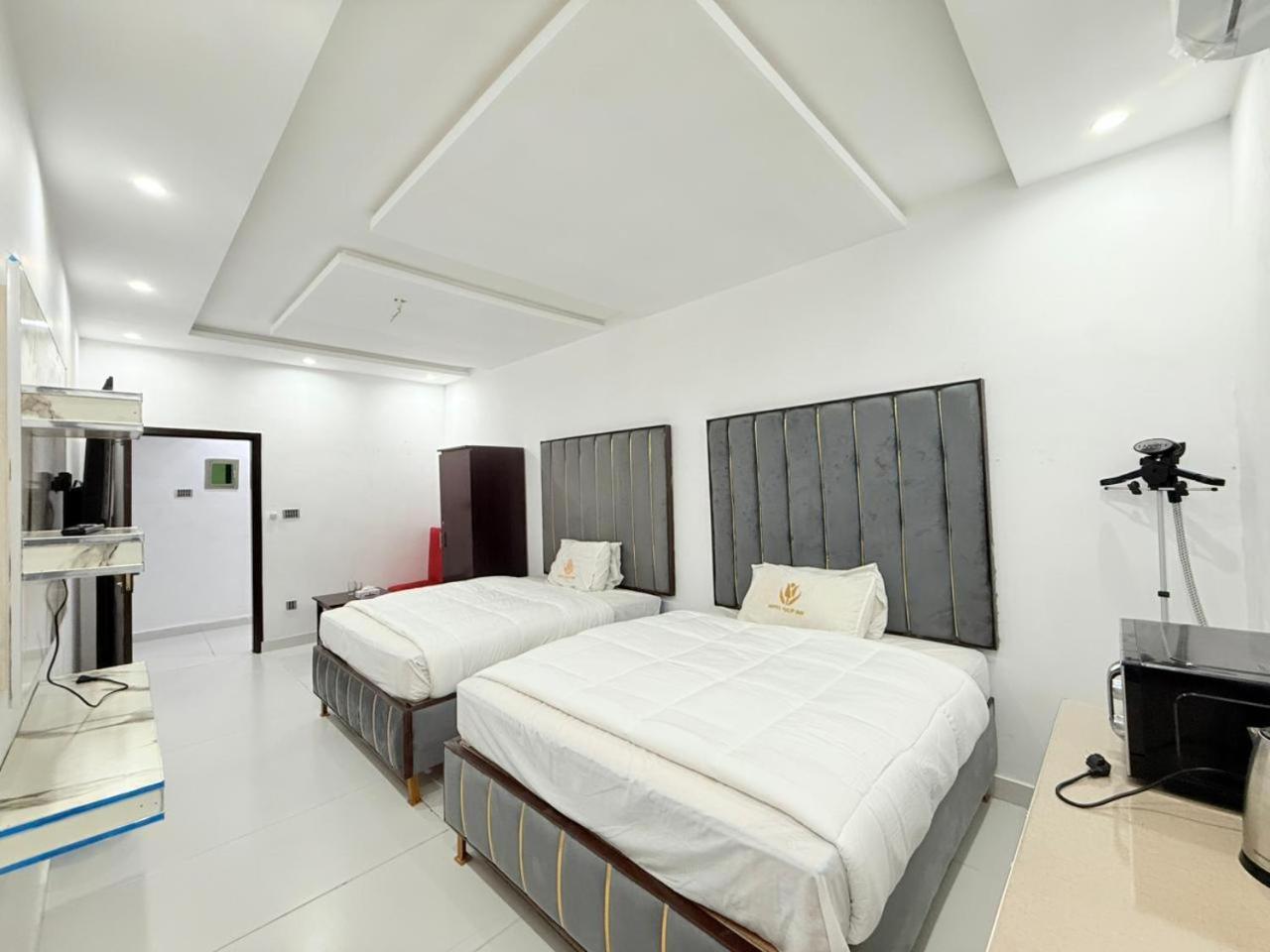 Hotel Tulip Inn, Gulberg Lahore Buitenkant foto