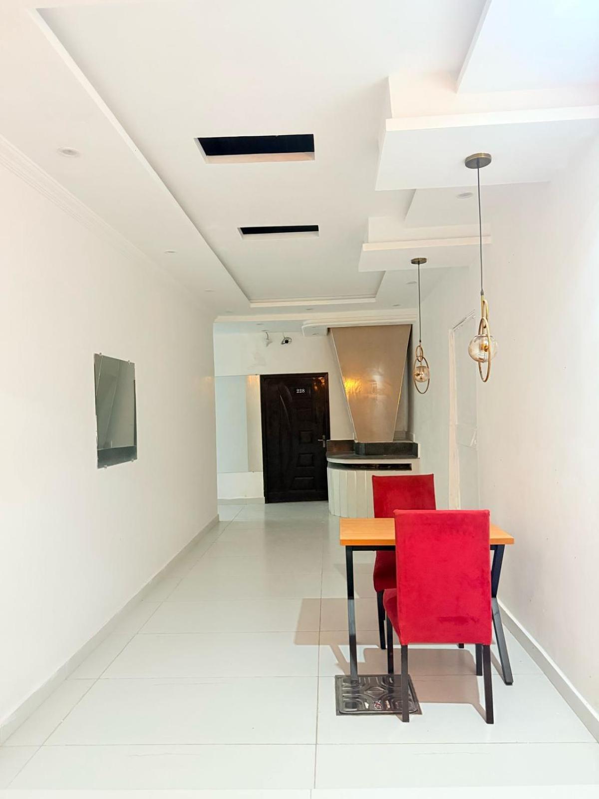Hotel Tulip Inn, Gulberg Lahore Buitenkant foto
