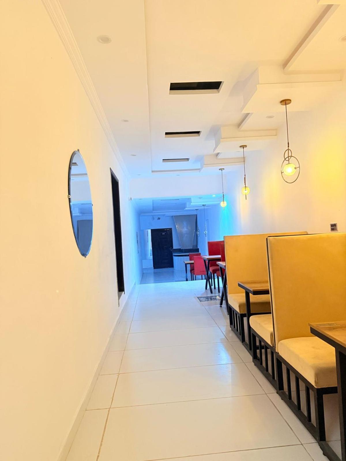 Hotel Tulip Inn, Gulberg Lahore Buitenkant foto